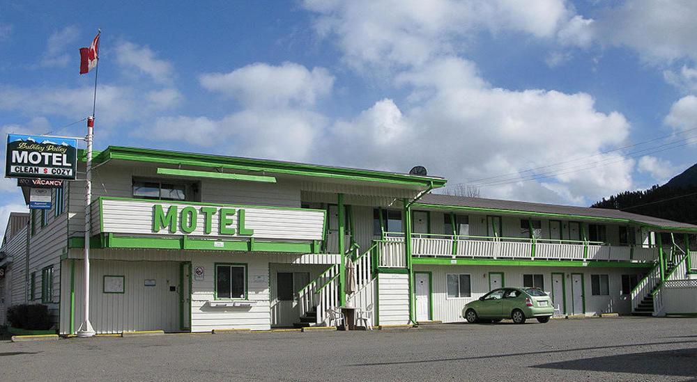 Bulkley Valley Motel New Hazelton Eksteriør billede