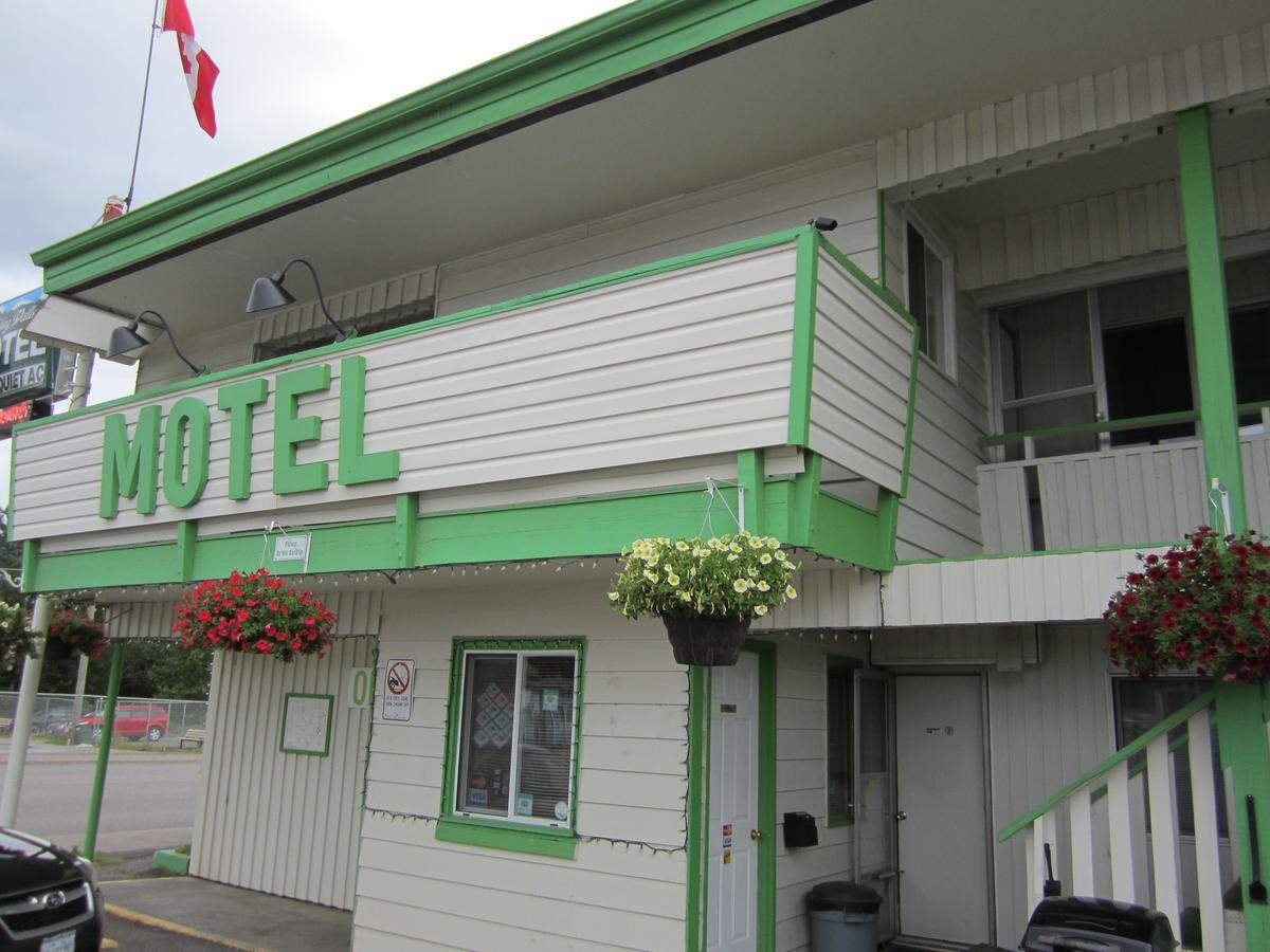 Bulkley Valley Motel New Hazelton Eksteriør billede