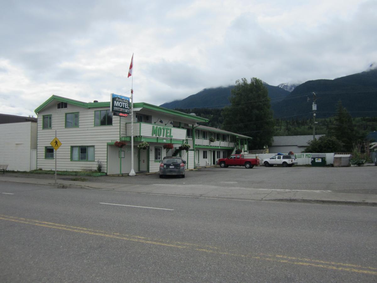 Bulkley Valley Motel New Hazelton Eksteriør billede